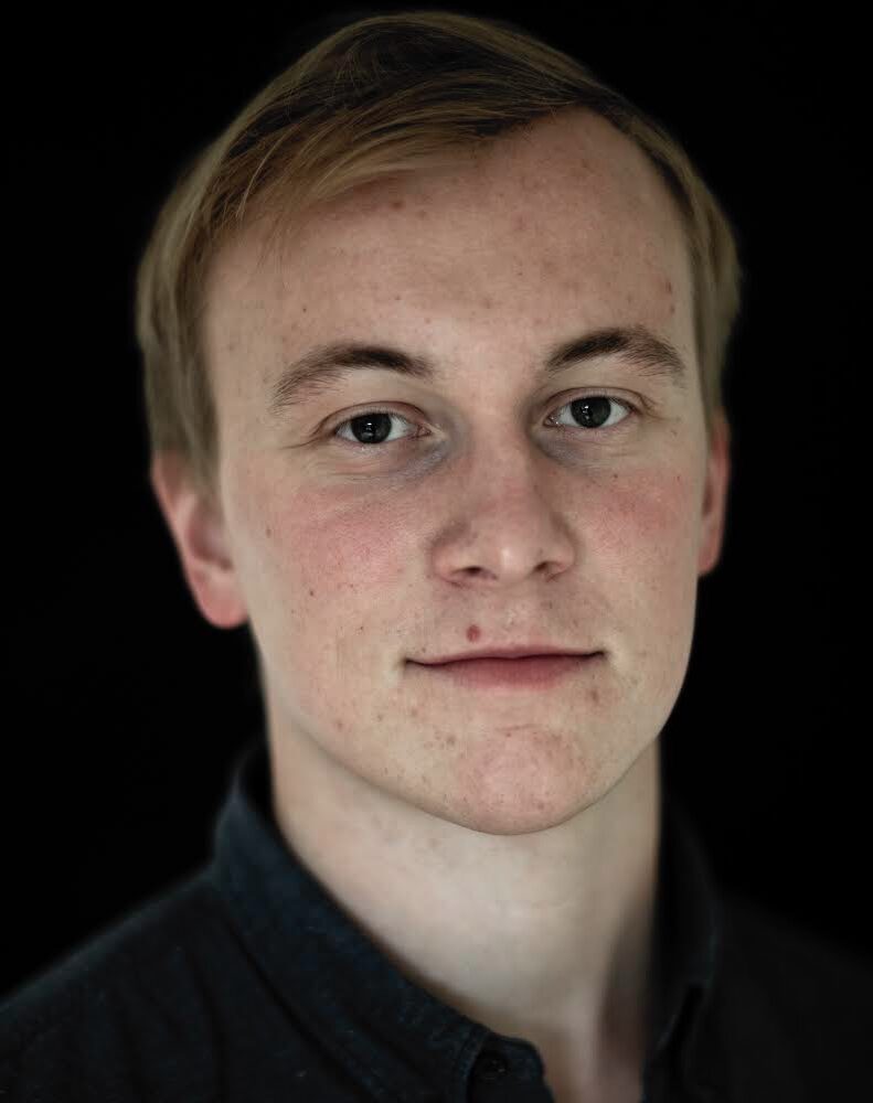 Max Ihrman – Headshot