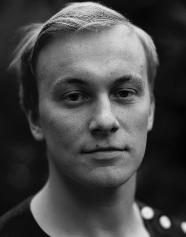 Max Ihrman – Headshot